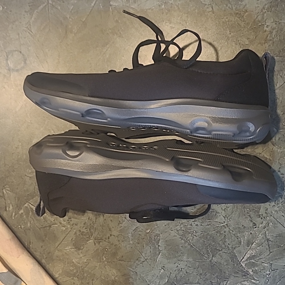 Womens Crocs Sneakers 9 - Picture 4 of 8